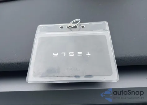 2022 Tesla Model Y Long Range Dual Motor All-Wheel Drive из США, поврежденный, VIN 7SAYGAEE9NF464960